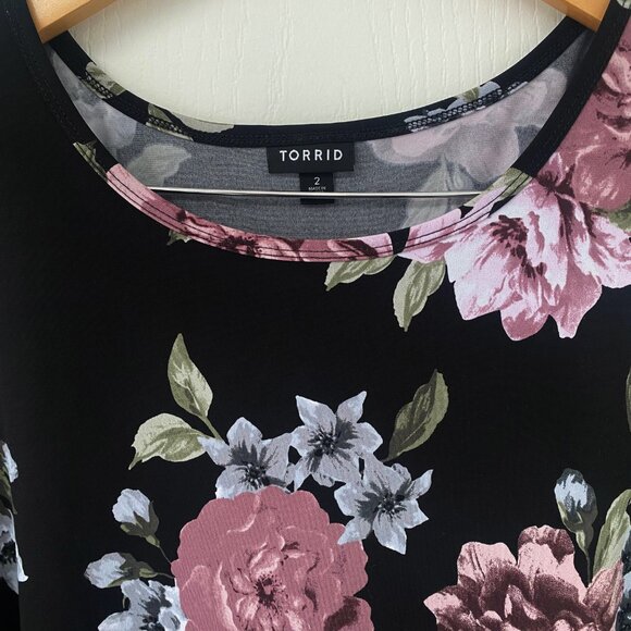 Torrid - Floral Sleeveless Tank - Picture 4 of 6